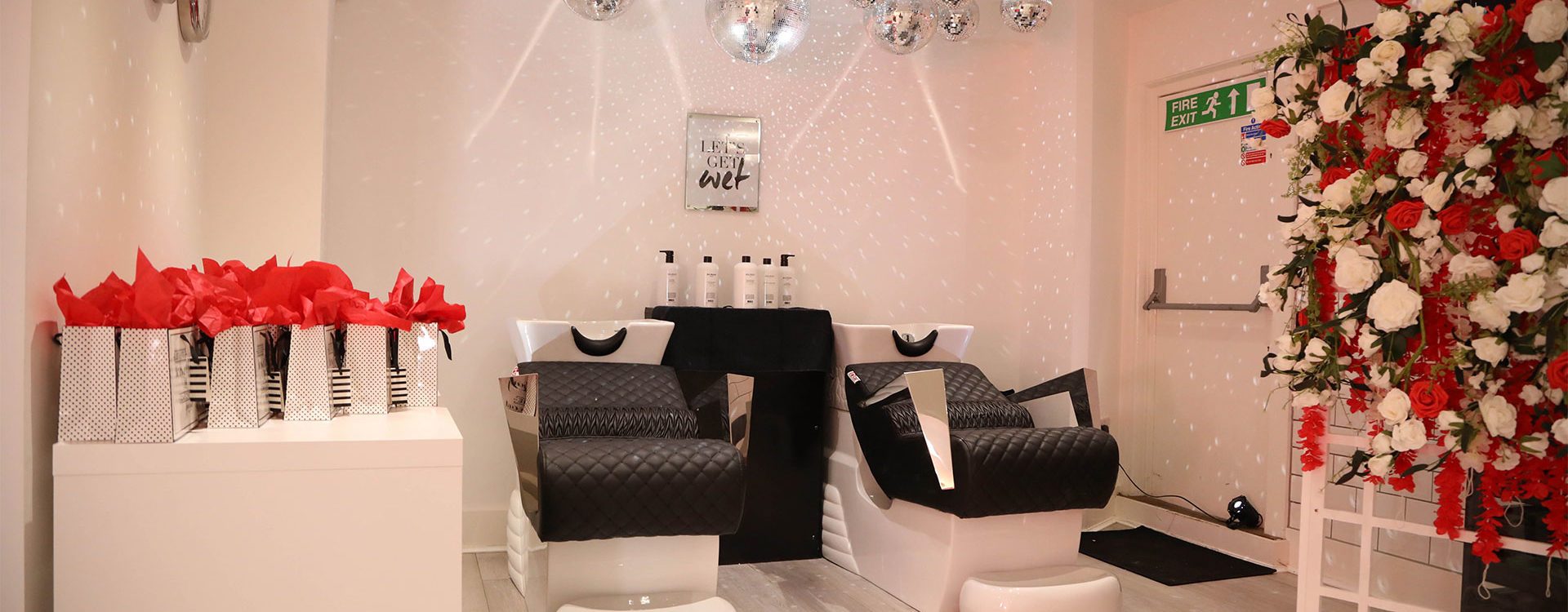 7-565A0948-makeup-box-1920x750